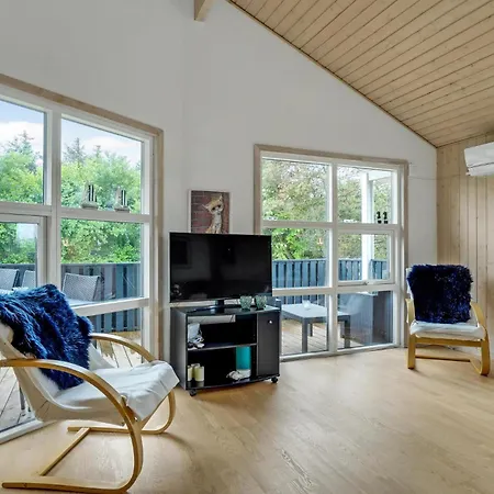 Cozy In Hurup Thy With Sauna Feriehus Sønder Ydby