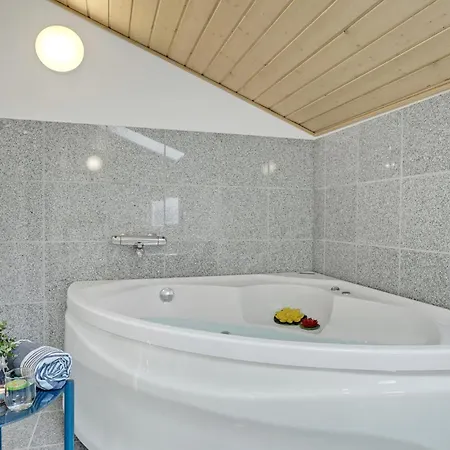 Cozy In Hurup Thy With Sauna Feriehus Sønder Ydby