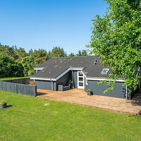 Cozy In Hurup Thy With Sauna Feriehus